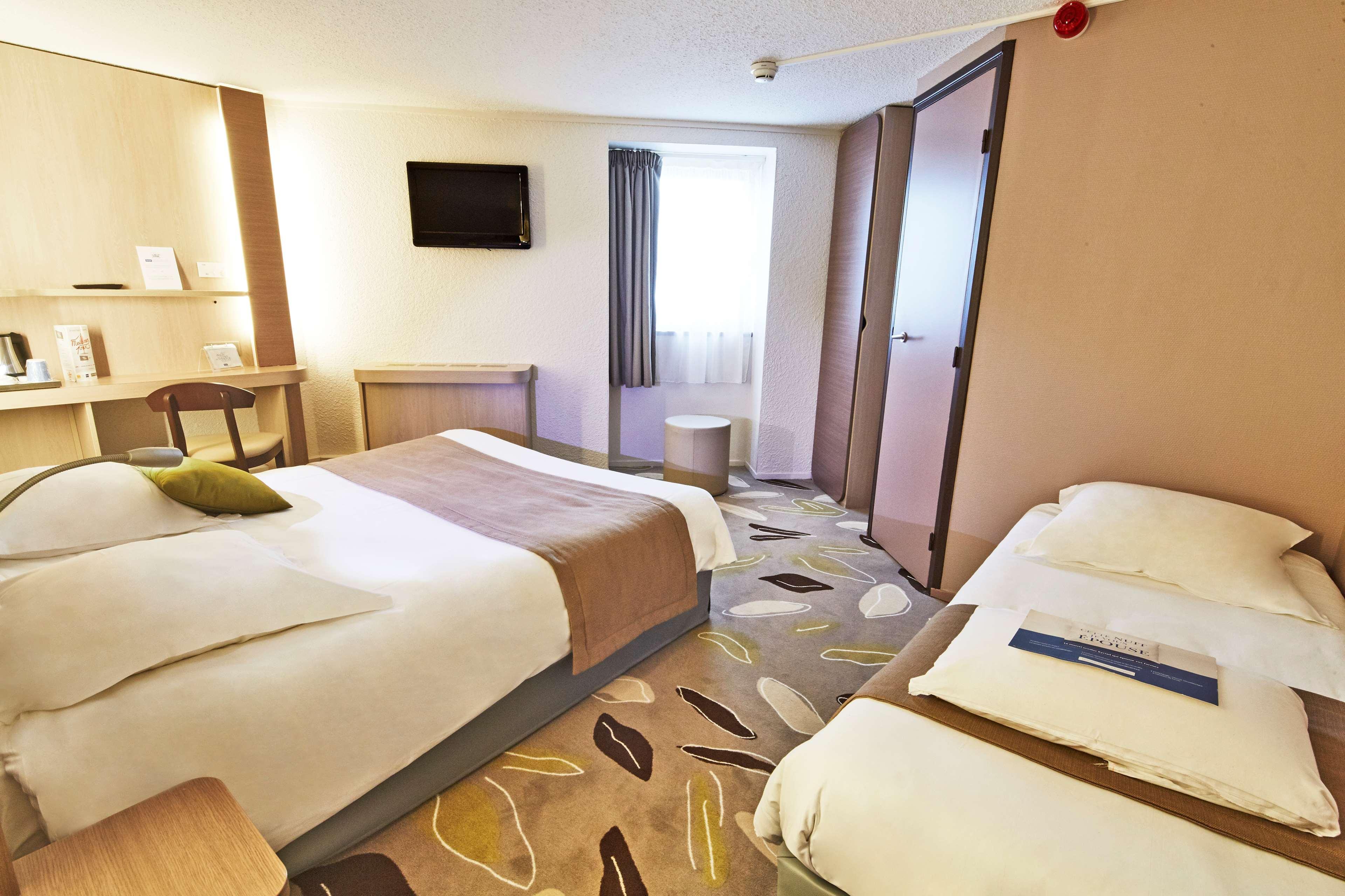 Kyriad Hotel Nevers Centre מראה חיצוני תמונה