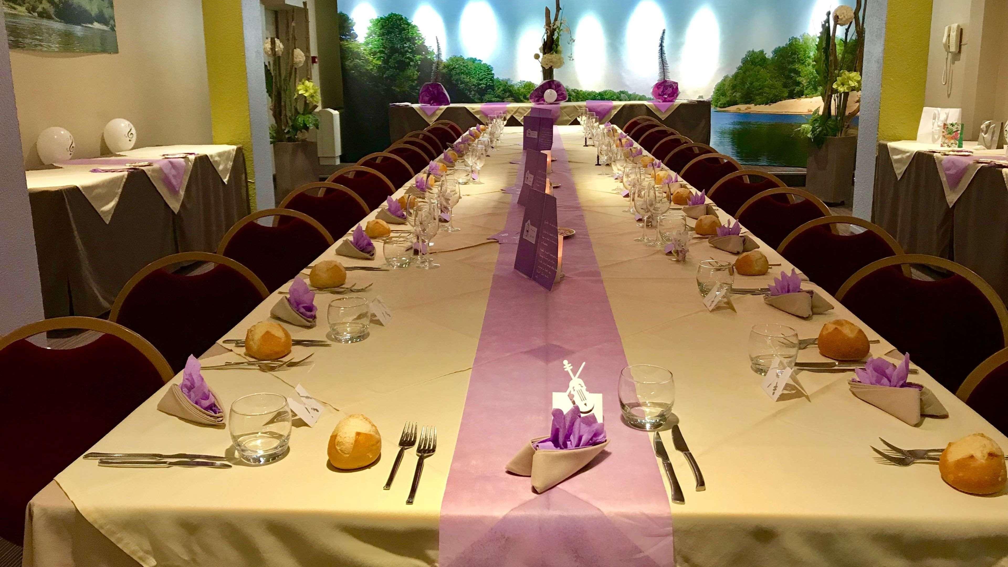 Kyriad Hotel Nevers Centre מראה חיצוני תמונה