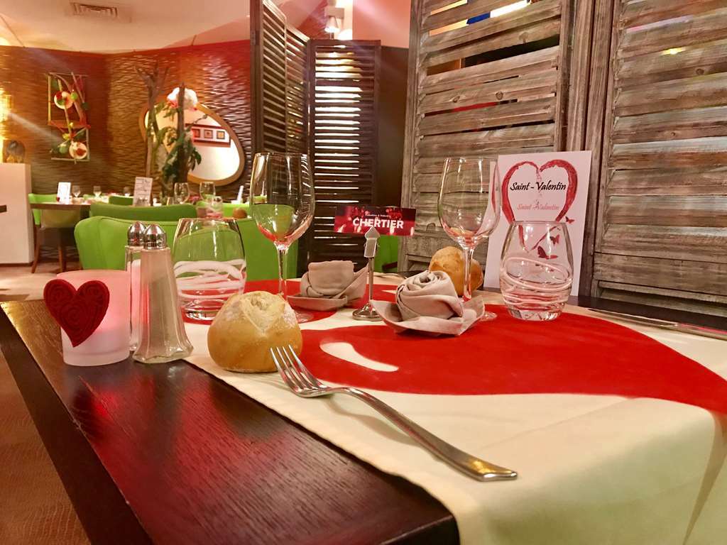 Kyriad Hotel Nevers Centre מסעדה תמונה
